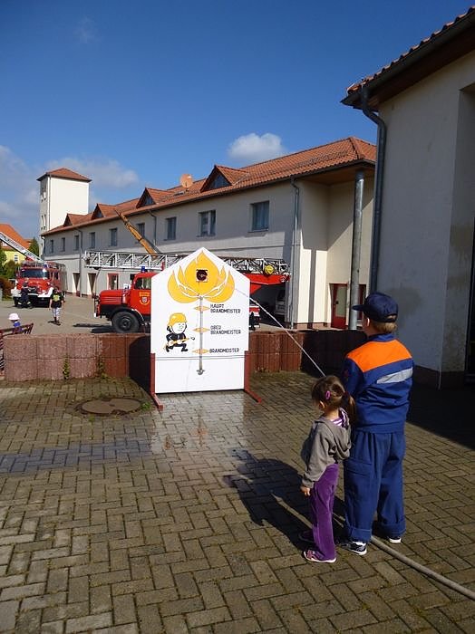 Leser beim Feuerwehrfest