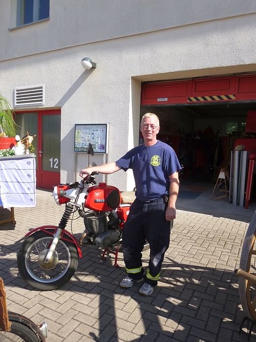 Leser beim Feuerwehrfest