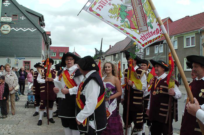 Jubil&auml;umsumzug durch Frankenhausen