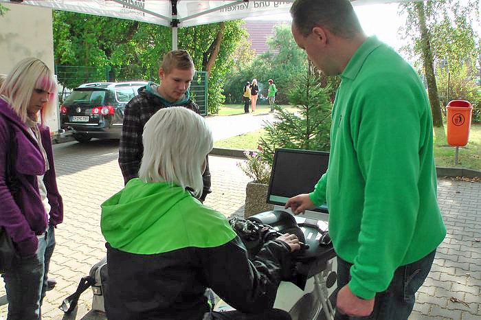 Die Kyffh&auml;user Verkehrswacht Artern f&uuml;hrte heute an der Paracelsus-Schule in Bad Frankenhausen einen Aktionstag "Junge Fahrer" durch...  Rund 120 Sch&uuml;lerinnen und Sch&uuml;ler konnten sich an verschiedenen