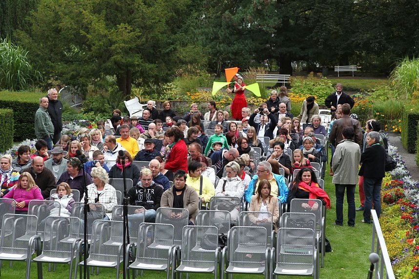 Er&ouml;ffnung im Meyenburg-Park