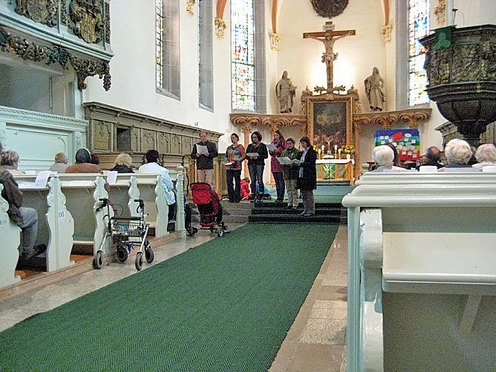 Friedenstauben im Flug 