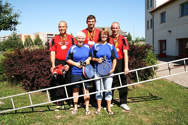 Kameraden der Feuerwehr aus Kyffh&auml;userkreis 
