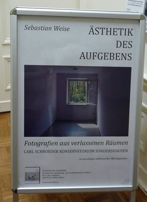 &Auml;sthetik herabh&auml;ngender Tapeten