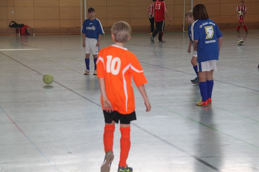 Turnier unterm Hallendach