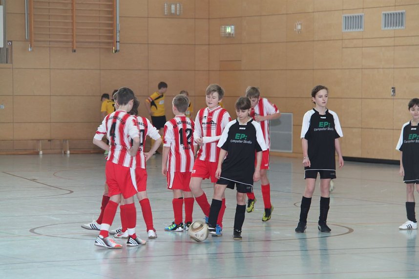 Turnier unterm Hallendach