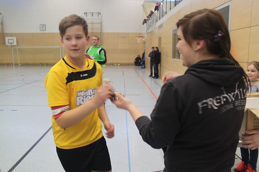 Turnier unterm Hallendach