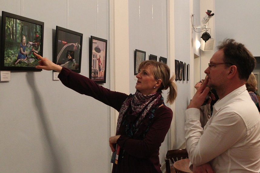 Ausstellung er&ouml;ffnet