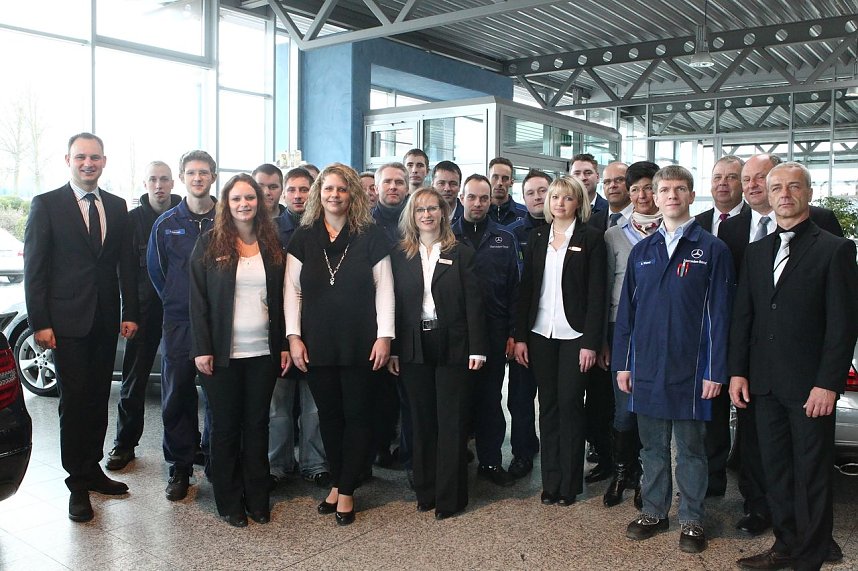 Das Team Duderstadt mit den beiden Gesch&auml;ftsf&uuml;hrern Helmut und Andreas Peter