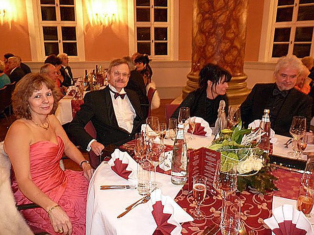 Schlossball er&ouml;ffnet