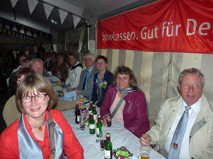 Wahl der Fliederk&ouml;nigin