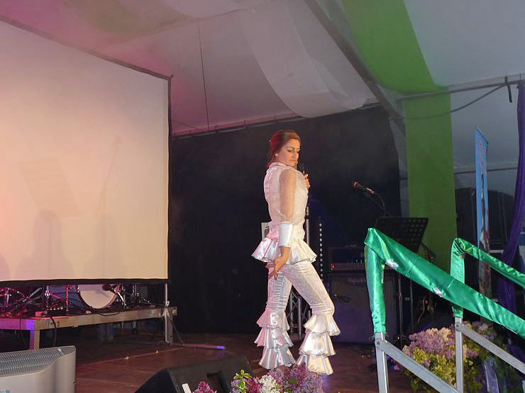 Wahl der Fliederk&ouml;nigin