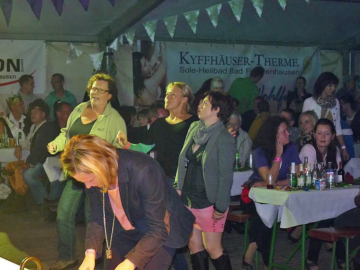 Wahl der Fliederk&ouml;nigin