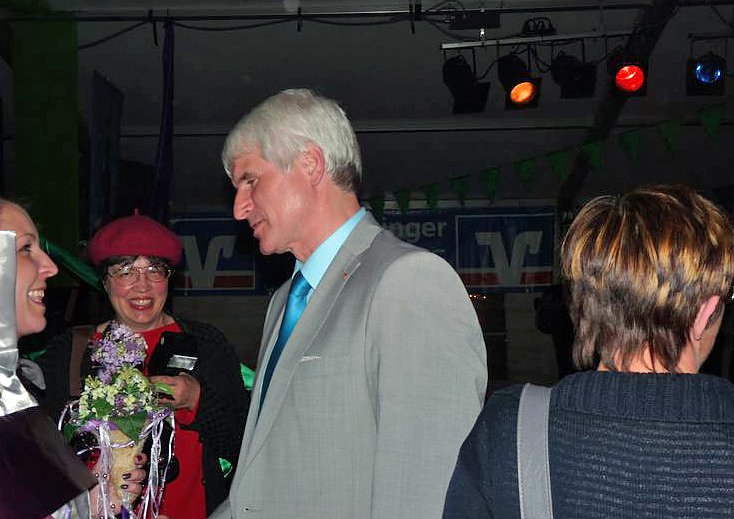 Wahl der Fliederk&ouml;nigin