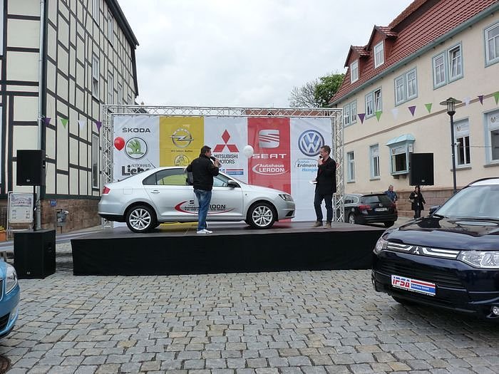 Markt zum Fliederfest