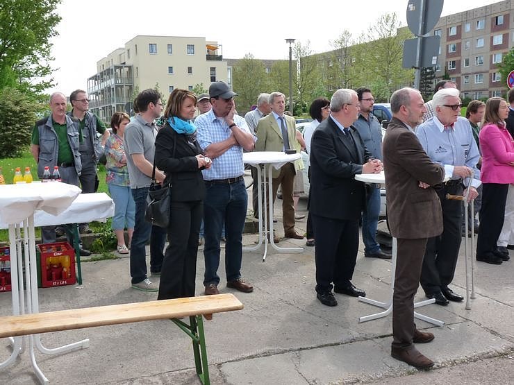 Spatenstich vollzogen