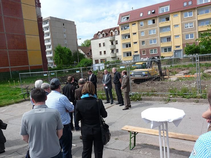 Spatenstich vollzogen