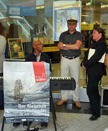 Singen in der Galerie