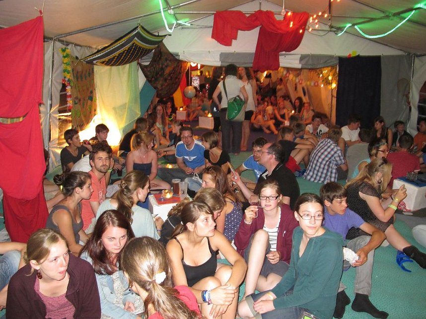 Gem&uuml;tlich zusammensitzen und feiern