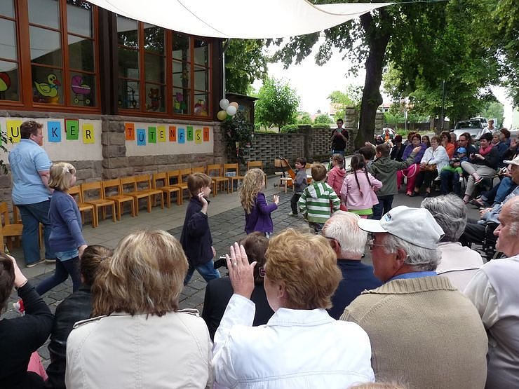 Tanz unterm Zuckert&uuml;tenbaum