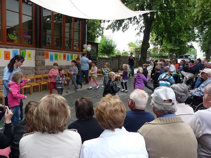 Tanz unterm Zuckert&uuml;tenbaum