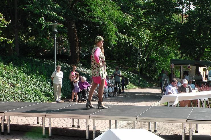 Flucht in den Schatten,