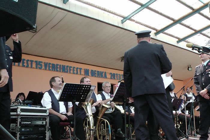 Auszeichnungen und Bef&ouml;rderungen