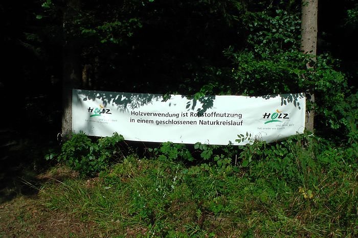 Die Naturentfremdung unserer Gesellschaft, vor allem der Kinder und Jugendlichen, nehmen immer weiter zu. Eine Gegenpol, der den Kindern auch noch Spa&szlig; macht, sind die Waldjugendspiele.   Auch wenn Sp