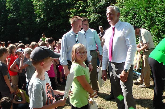 Die Naturentfremdung unserer Gesellschaft, vor allem der Kinder und Jugendlichen, nehmen immer weiter zu. Eine Gegenpol, der den Kindern auch noch Spa&szlig; macht, sind die Waldjugendspiele.   Auch wenn Sp