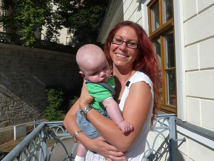 Babylachen im Landratsamt