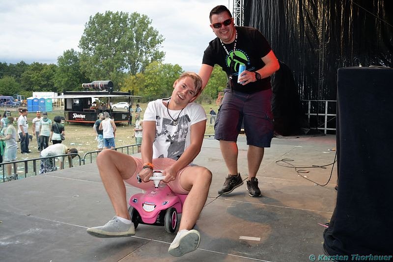 Holi-Festival am Stausee