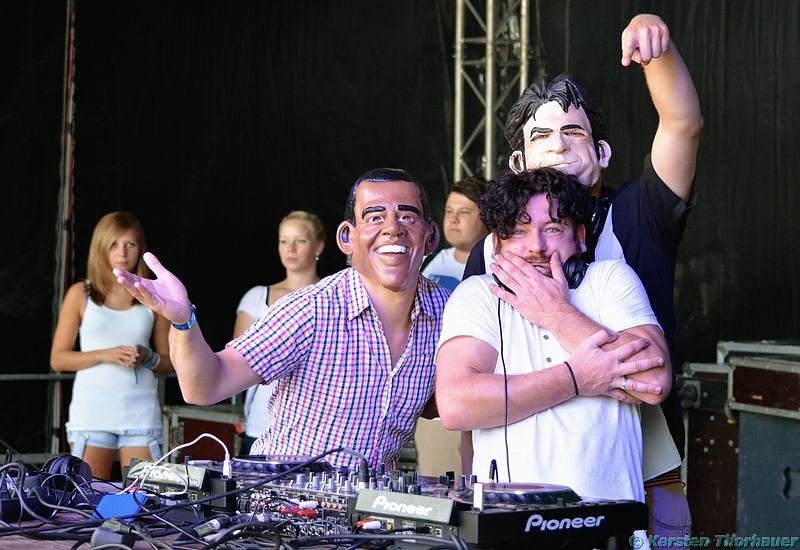 Holi-Festival am Stausee