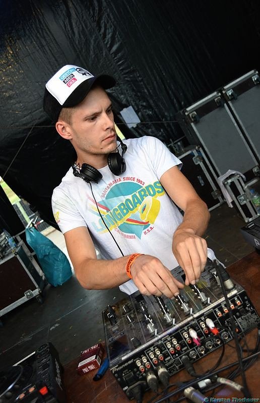 Holi-Festival am Stausee