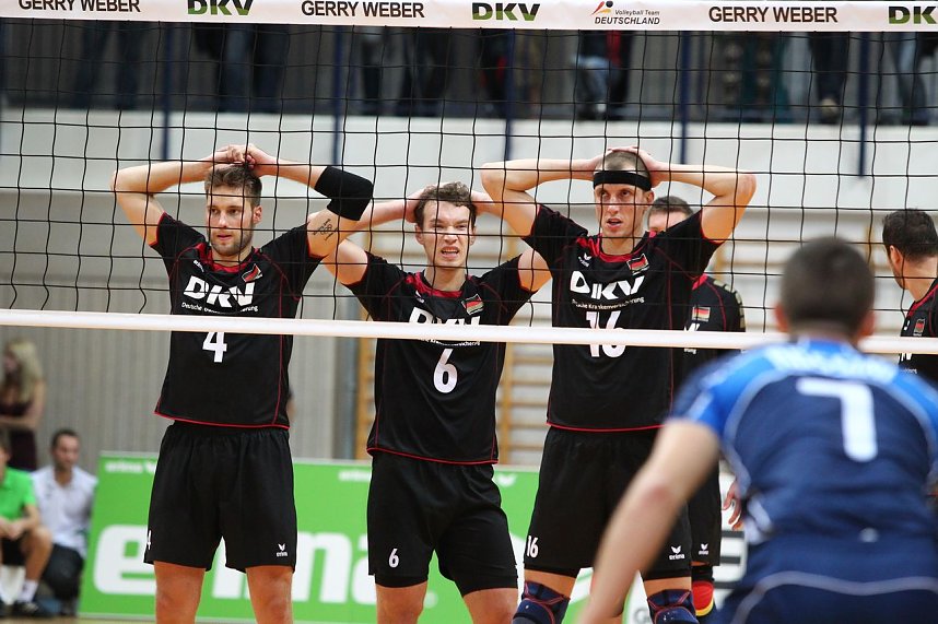 Am und neben dem Netz