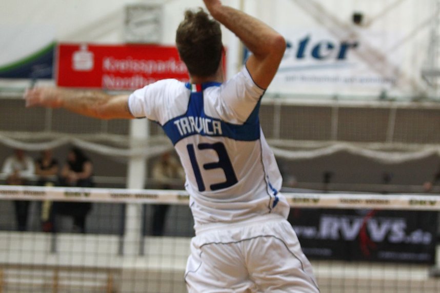 Am und neben dem Netz