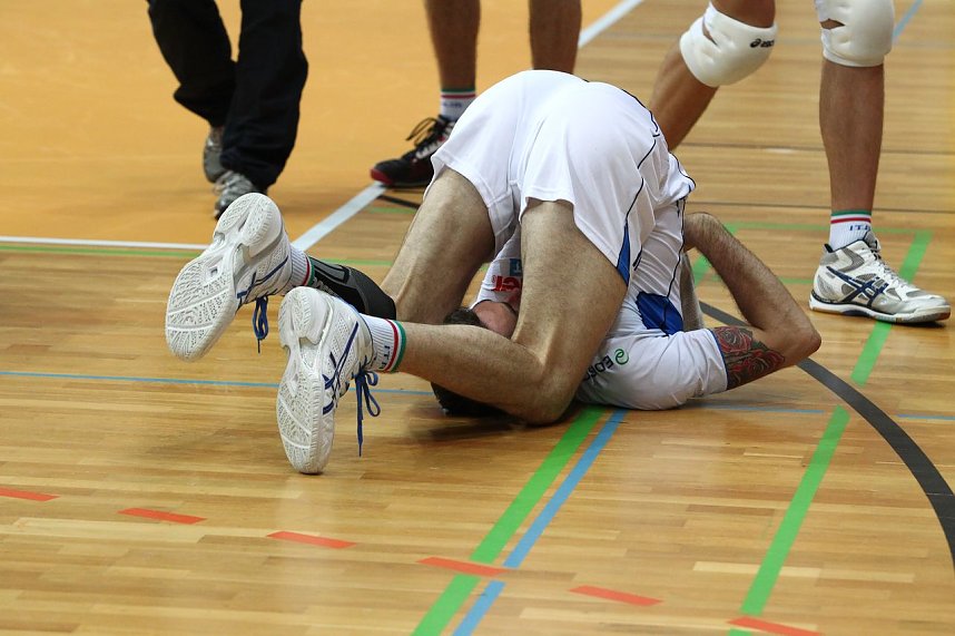 Am und neben dem Netz