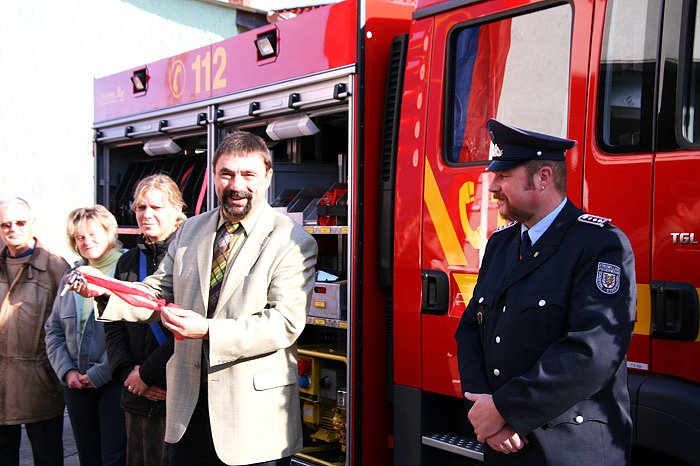 Neues L&ouml;schfahrzeug f&uuml;r Feuerwehr Stockhausen