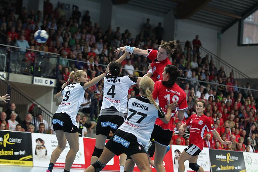 THC gewinnt den CL-Auftakt