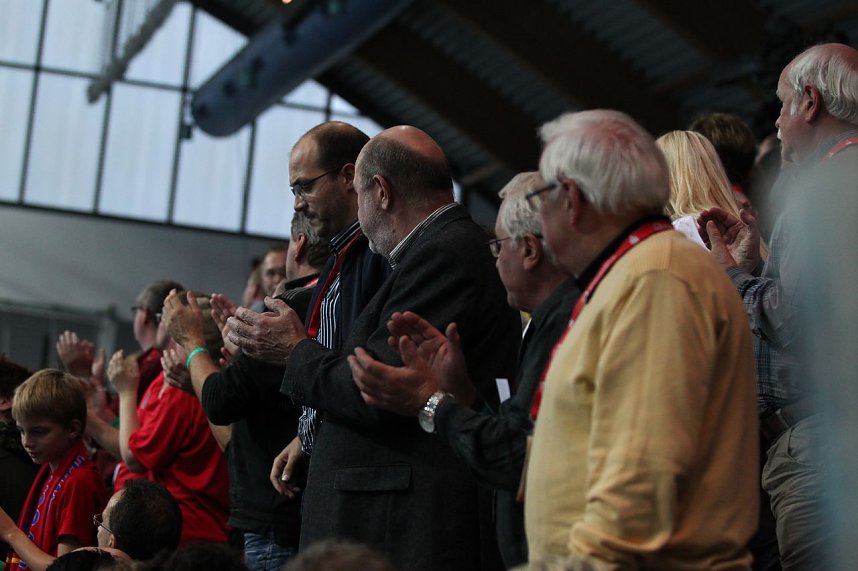 THC gewinnt den CL-Auftakt