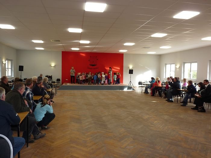 Saal feierlich eingeweiht