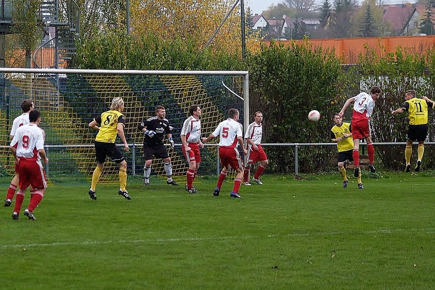 Salza gewinnt bei Eintracht-Reserve