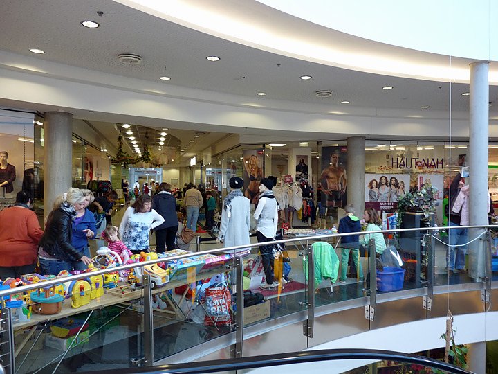 Tr&ouml;del wohin man schaute