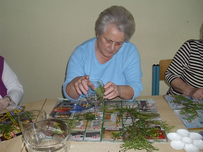 Weihnachtlicher Bastelnachmittag im WB 4