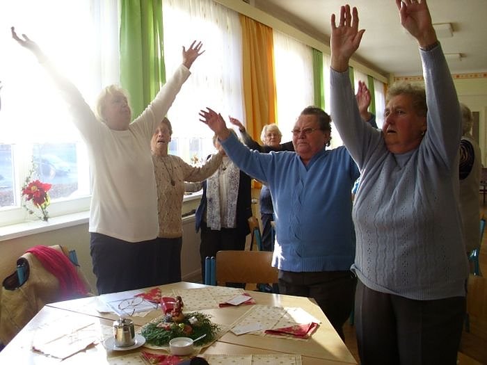 Weihnachtlicher Bastelnachmittag im WB 4