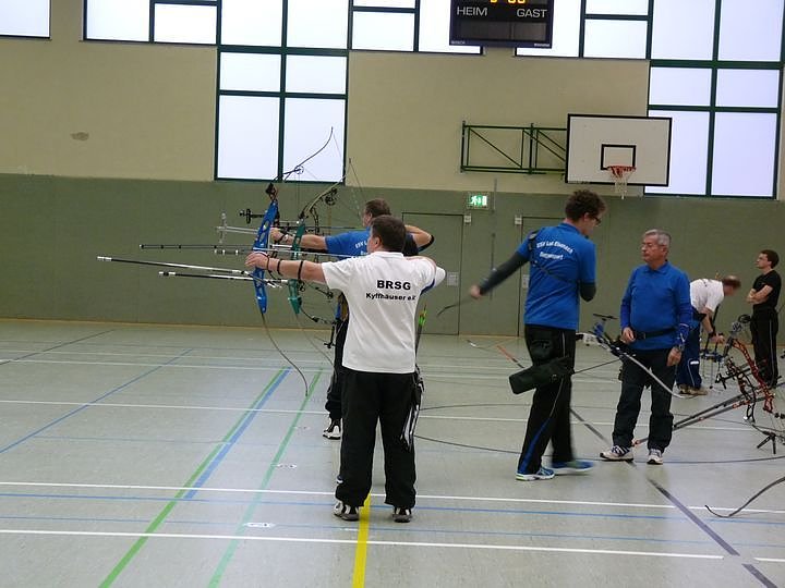 Adventsturnier im Bogenschie&szlig;en