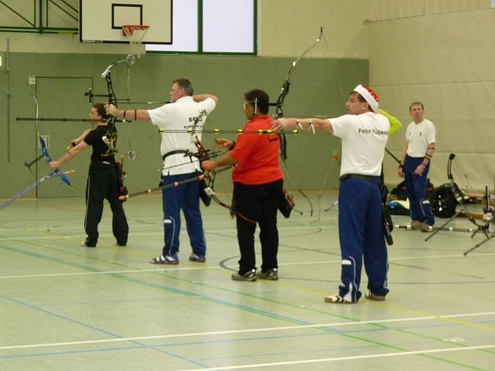 Adventsturnier im Bogenschie&szlig;en