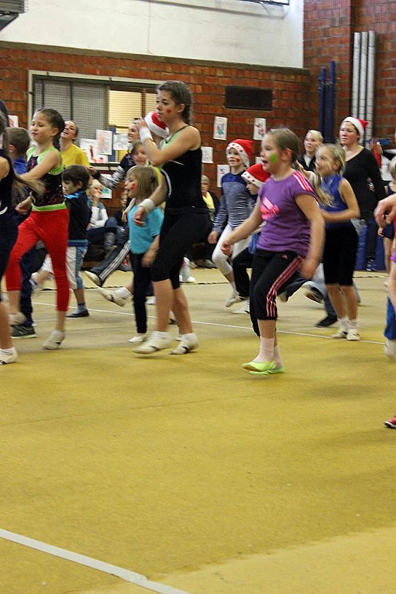 Jubil&auml;ums Weihnachtsturnen (1)