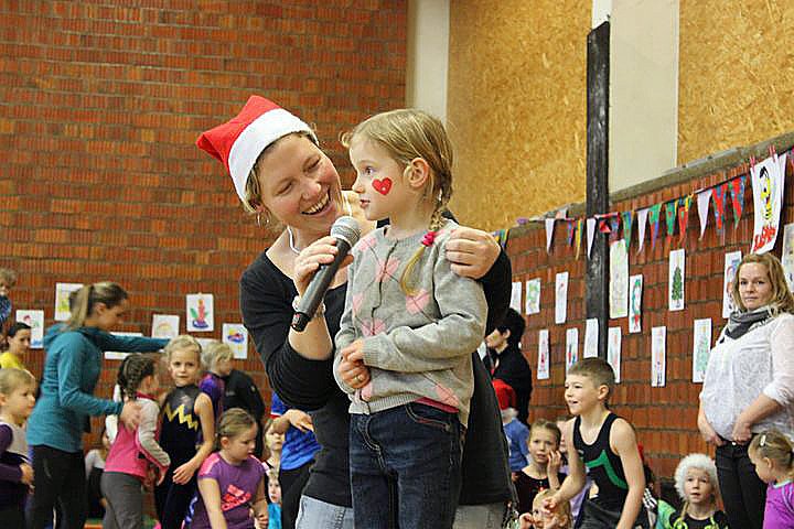 Jubil&auml;ums Weihnachtsturnen (1)