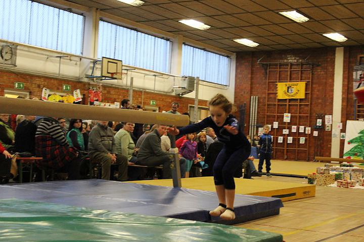 Jubil&auml;ums Weihnachtsturnen (1)