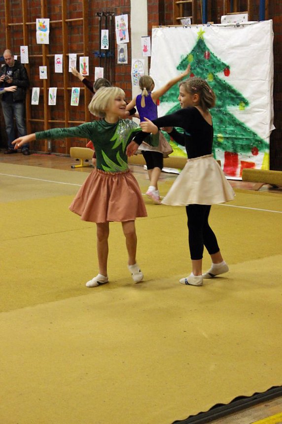 Jubil&auml;ums Weihnachtsturnen (1)